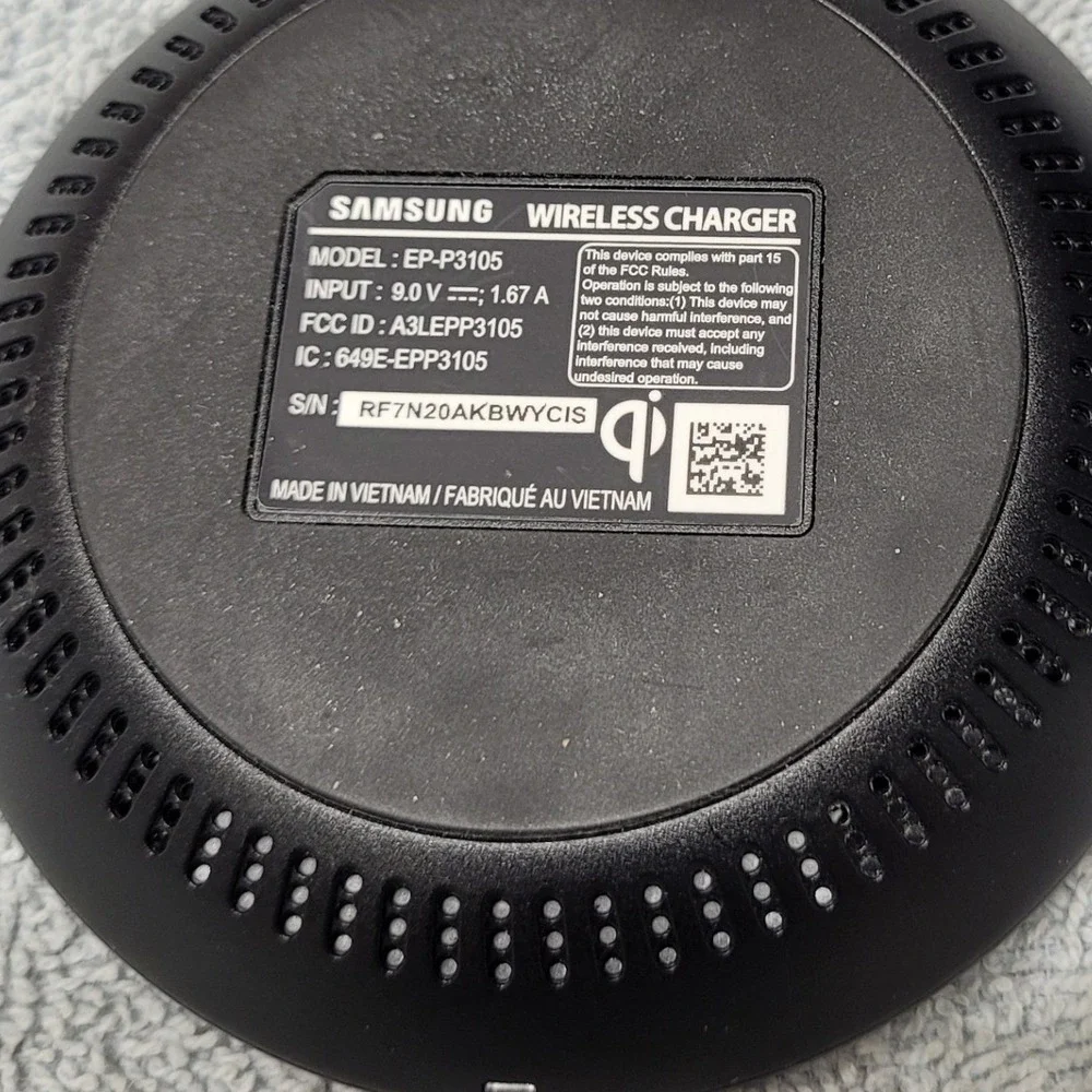 Samsung Wireless Charger Pad EP-P3105 Black Fast Charge Qi Certified 9V 1.67A